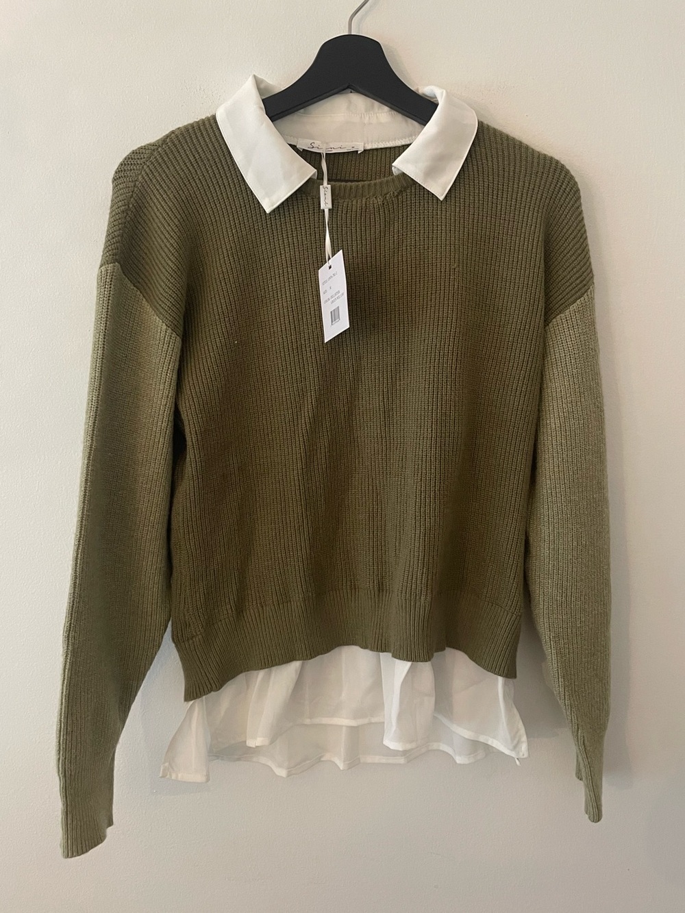 Sioni Dill Pullover Sweater with Collar and Skirt Detail Size M